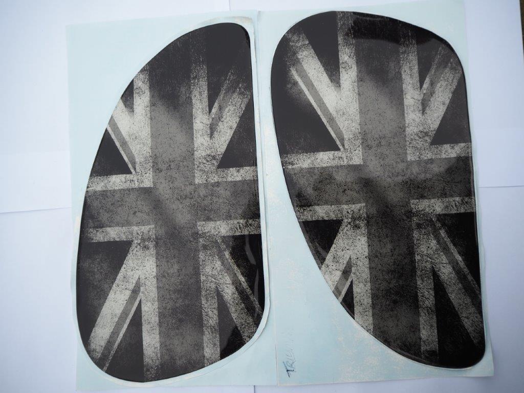 Bonneville Union Jack Tank Gel Knee Pads [Greyscale] - Click Image to Close